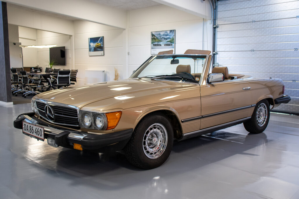 Mercedes Benz (R107)SL380